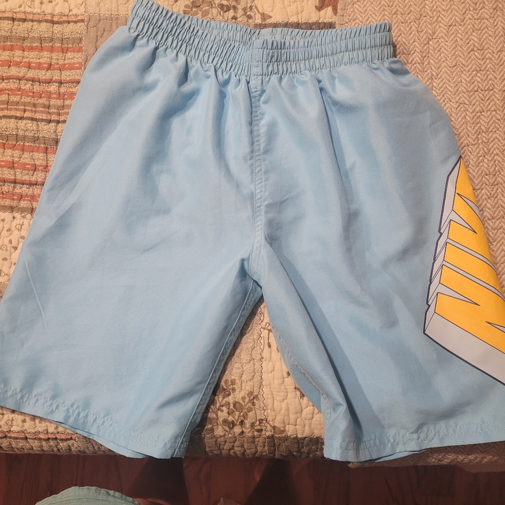 Bundle 2 Nike Swim shorts & 1 Nautica size L - Picture 8 of 16